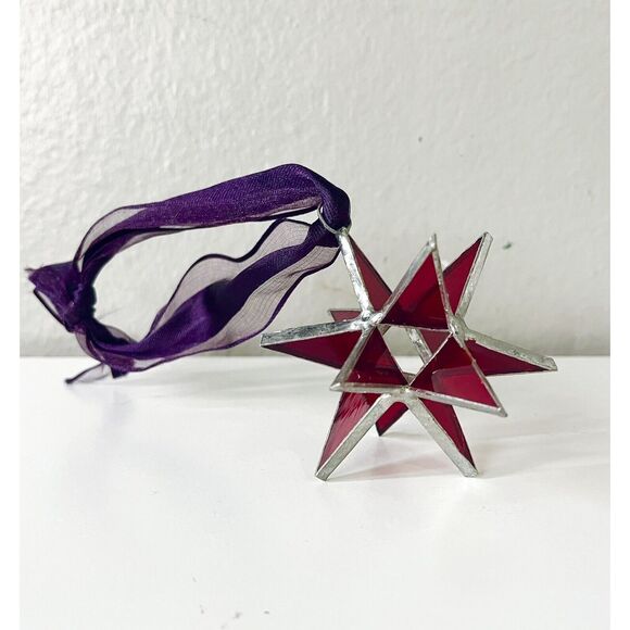 Starry Treasures Red 4" Moravian Star Ornament - Picture 1 of 5